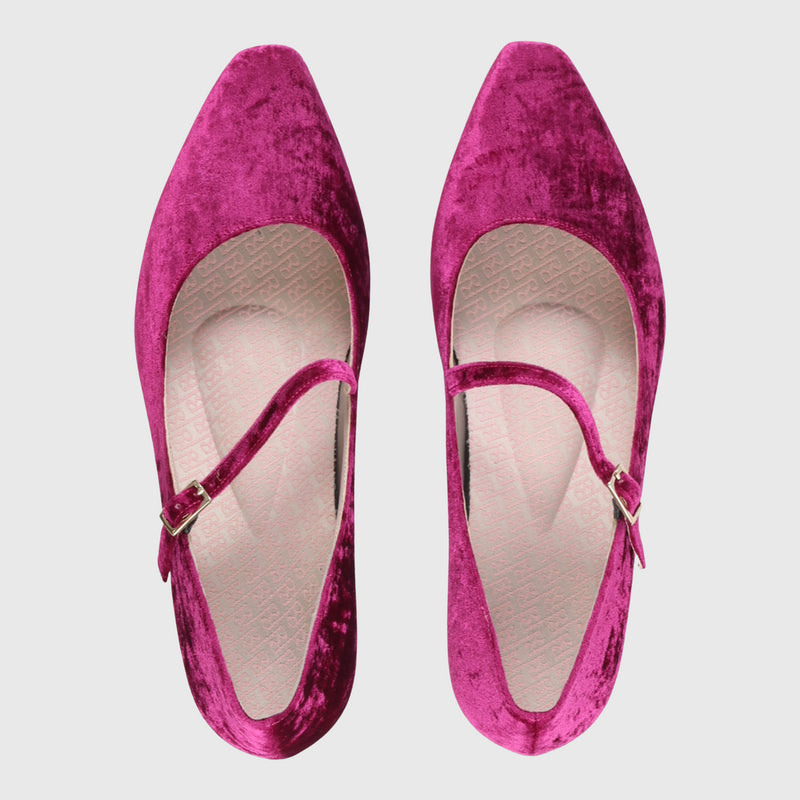 Moxie Cerise 40