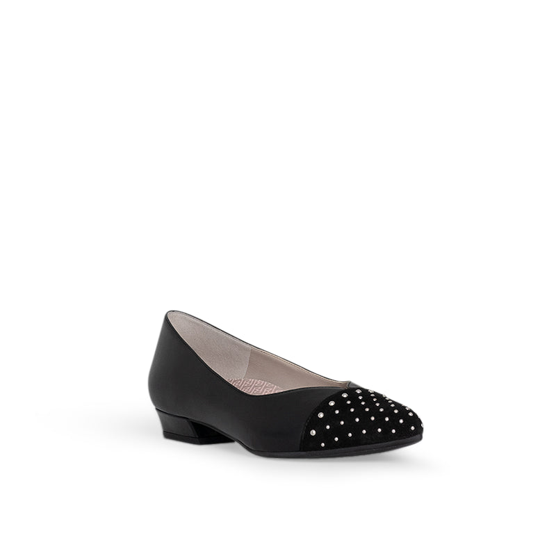 Lola Studs Black