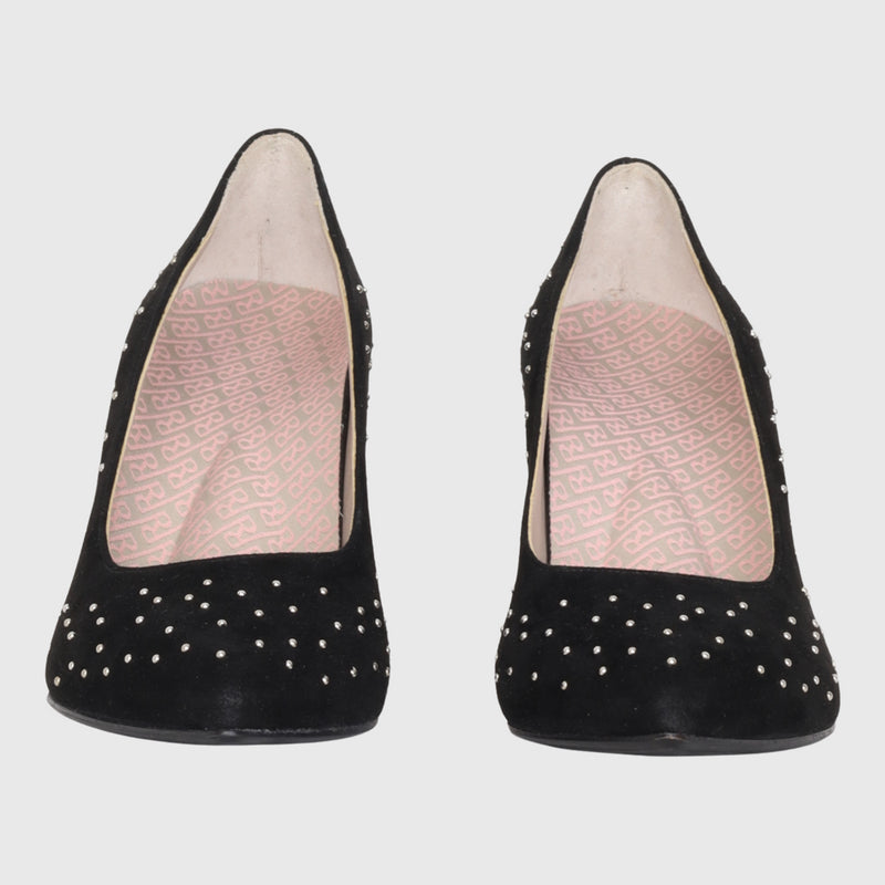 Daya Studs Black